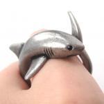 3D Realistic Shark Sea Animal Hug Wrap Ring in Silver - Sizes 5 to 10 Available