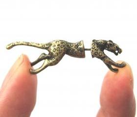 Fake Gauge Realistic Jaguar Leopard Animal 3D Plug Stud Earrings in Bronze