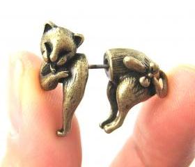 Cute Fake Gauge Kitty Cat Cute Animal 3D Plug Stud Earrings in Bronze