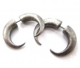Rocker Chic Spike Fake Gauge 3D Plug Hook Stud Earrings in Silver
