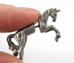 Fake Gauge Realistic Horse Unicorn Animal 3D Plug Stud Earrings in Silver