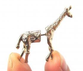 Fake Gauge Realistic Giraffe Animal 3D Plug Stud Earrings in SHINY Gold