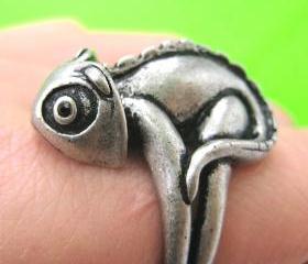 3D Adjustable Iguana Chameleon Animal Wrap Around Hug Ring in Silver 