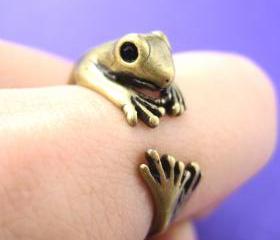 Realistic Gecko Frog Animal Wrap Around Ring in Brass Sizes 4 to 9