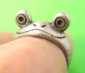 Realistic Frog Animal Pet Wrap Around Hug Ring in Silver Sizes 5 and 6