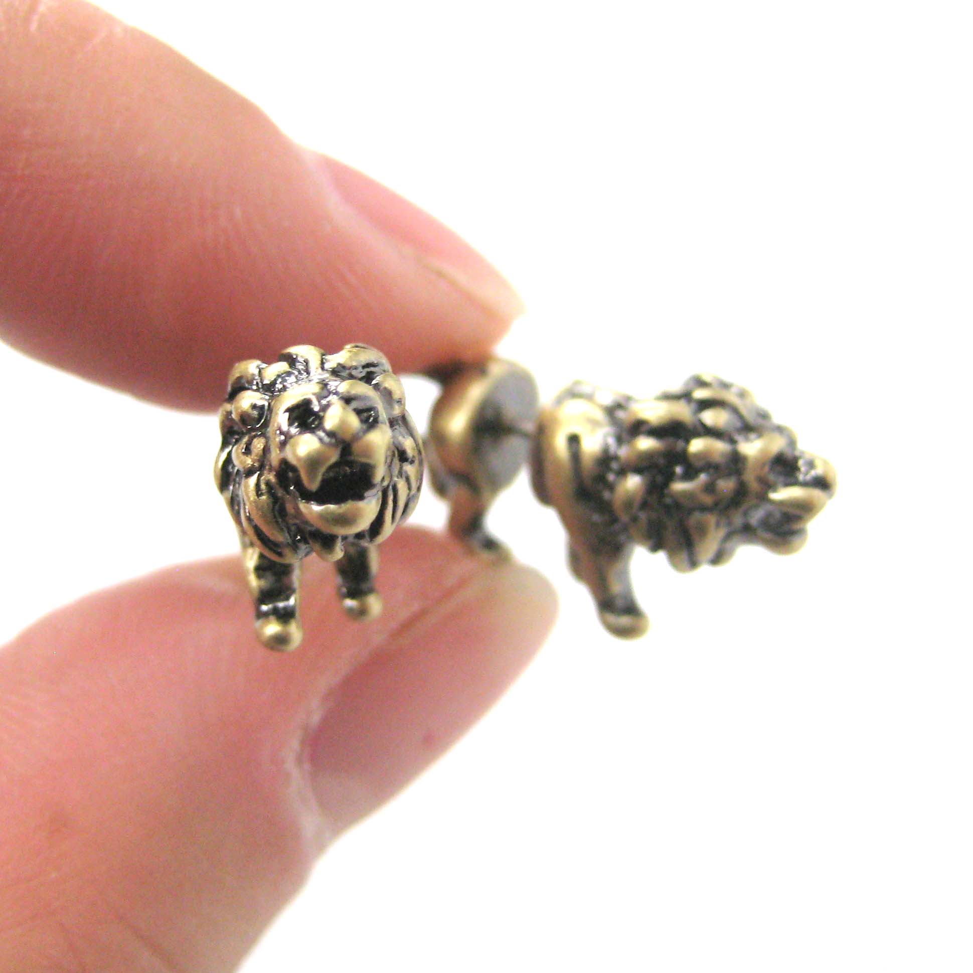 UNIQUE FAKE GAUGE LION SHAPED ANIMAL STUD EARRINGS IN BRASS on Luulla