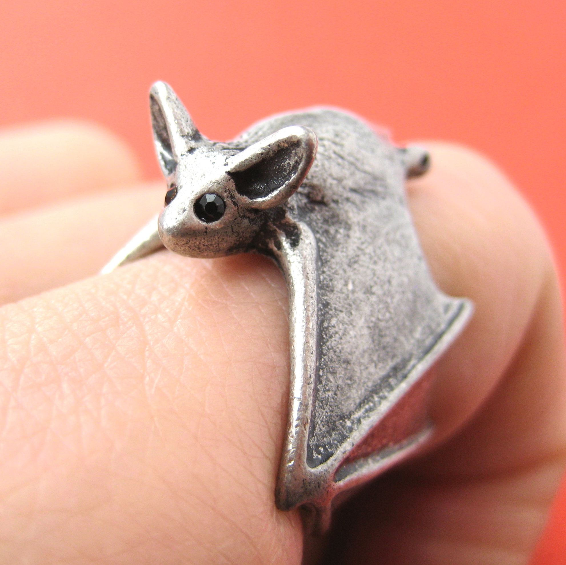 3D Adjustable Bat Animal Wrap Around Hug Ring In Silver on Luulla